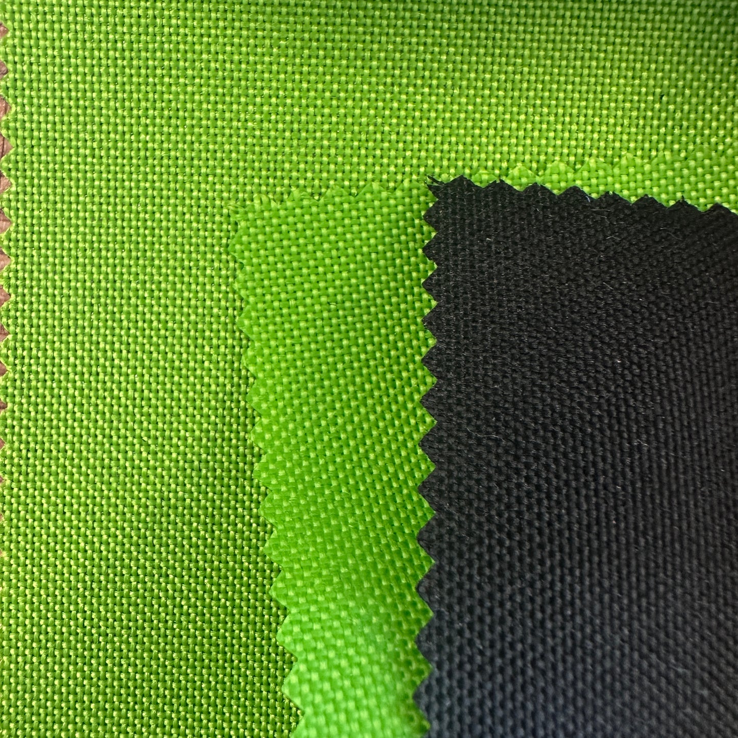 Waterproof PU coated 300d polyester Oxford fabric for luggage