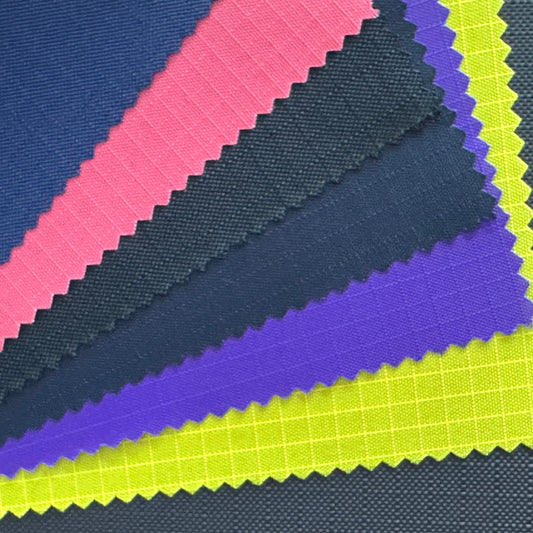 Checkered Oxford fabric, eco-friendly and water repellent.