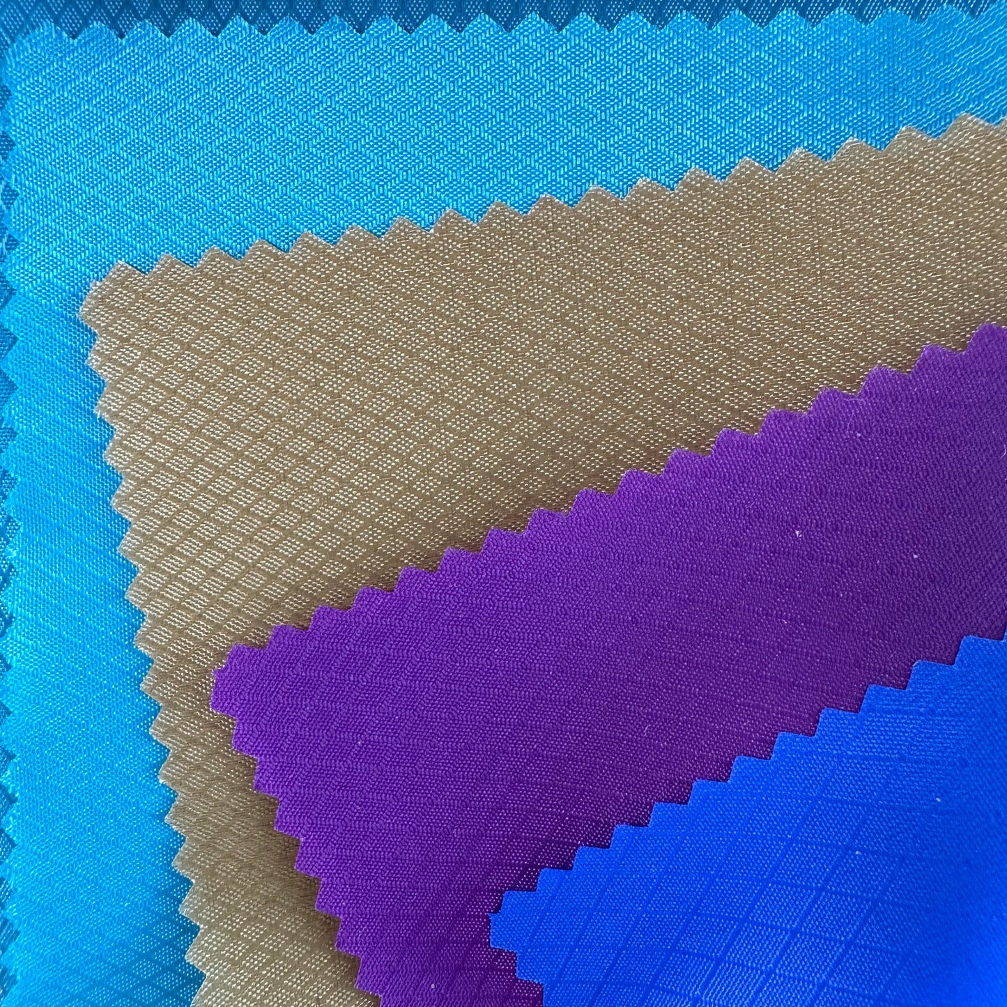 Polyester Oxford fabric with PU coating and small diamond pattern for waterproofing