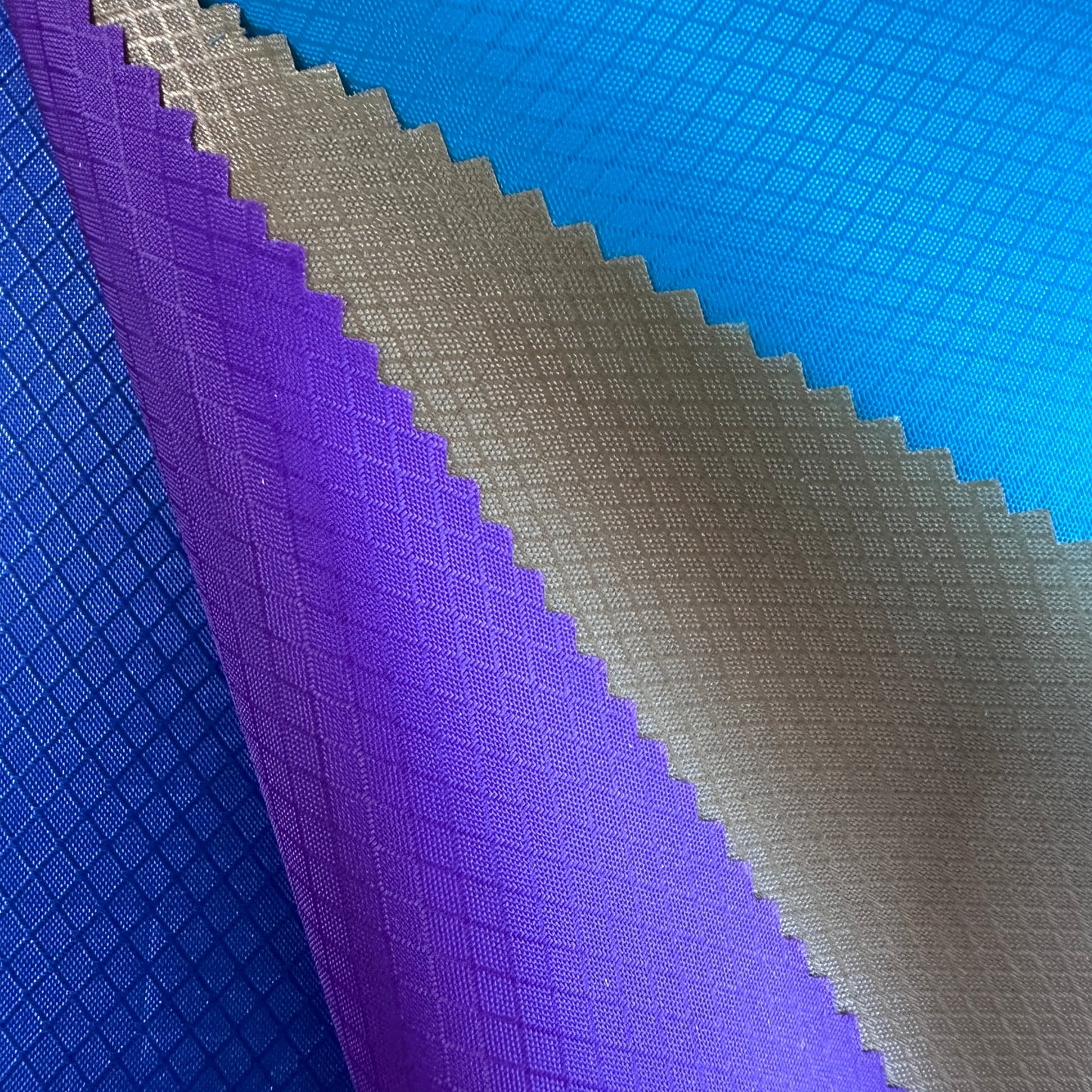 Polyester Oxford fabric with PU coating and small diamond pattern for waterproofing